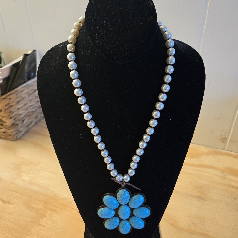 Turquoise Haven Necklace Large Pendant Chunky Faux Pearl 20" Country Western